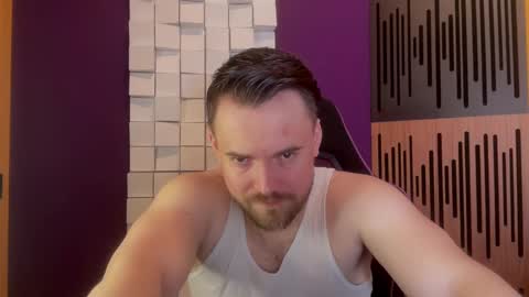 Oscar Steel Savage online show from March 2025 08:21:02 PM