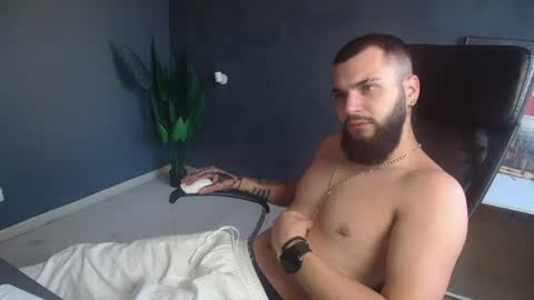 OscarWills online show from July 2026 04:41:02 AM
