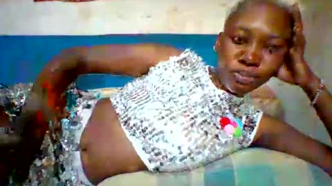 Snapshot of oshee444 chatting on February 2026 09:43:01 AM oshee444 online show from February 2026 09:43:01 AM