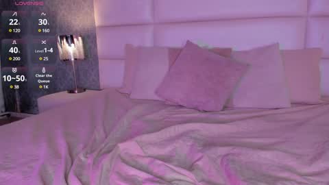 Snapshot of osirismansour chatting on December 2024 01:57:02 AM Osirismansour online show from December 2024 01:57:02 AM