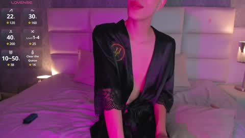 Snapshot of osirismansour chatting on December 2024 02:04:01 AM Osirismansour online show from December 2024 02:04:01 AM