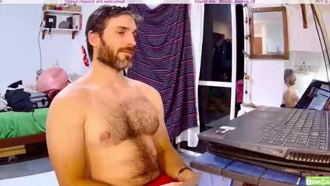 Osito Blanco online show from December 2025 04:09:01 AM