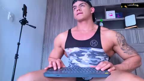 Snapshot of oskar_ford21 chatting on June 2026 08:22:02 PM Oskar Ford NEW ACCOUNT online show from June 2026 08:22:02 PM