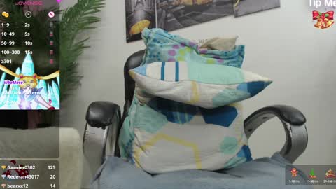 Bear Gael online show from December 2024 08:43:02 PM