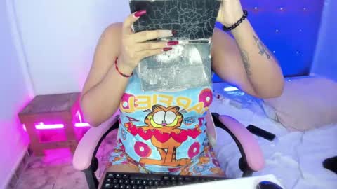 Maria   online show from February 2025 11:10:02 AM