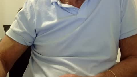 Snapshot of ossibottom chatting on May 2026 06:57:02 PM Ossi online show from May 2026 06:57:02 PM