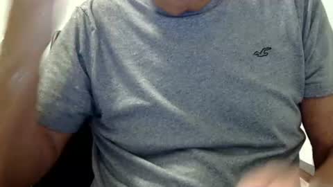 Snapshot of ossibottom chatting on June 2026 02:02:02 AM Ossi online show from June 2026 02:02:02 AM