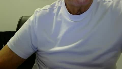 Snapshot of ossibottom chatting on June 2026 02:14:02 AM Ossi online show from June 2026 02:14:02 AM