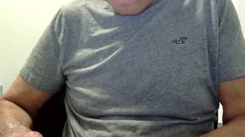 Snapshot of ossibottom chatting on July 2026 02:29:02 AM Ossi online show from July 2026 02:29:02 AM