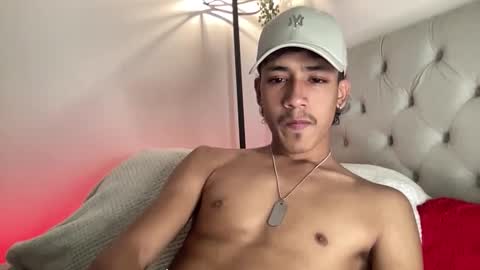 ostin 18hot online show from January 2026 04:04:01 AM