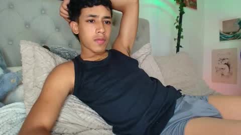 Snapshot of ostin_18hot chatting on May 2026 04:07:02 AM ostin 18hot online show from May 2026 04:07:02 AM