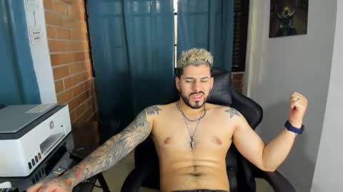 Instagram ostin big09--------- online show from January 2025 12:52:01 PM