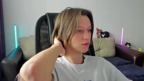 Ostin online show from March 2026 06:19:01 AM