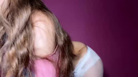 outerspace2000 online show from September 2025 06:22:02 PM