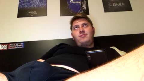 outflayd online show from November 2025 05:49:01 AM