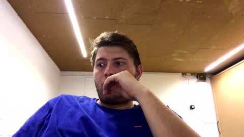 outflayd online show from December 2025 10:15:02 PM