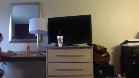 Dude online show from December 2025 06:48:01 PM