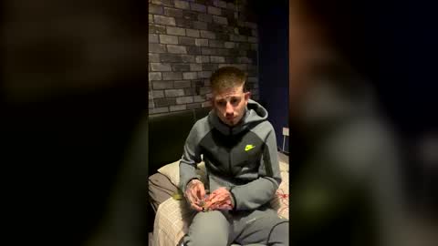 Owen kayz online show from March 2026 09:32:02 PM