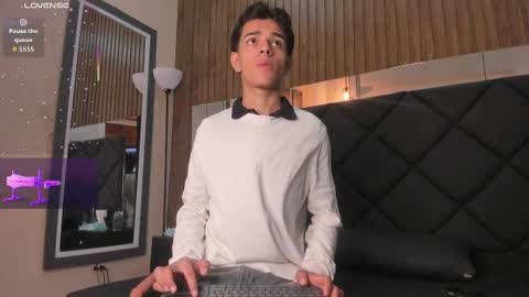 Owen Johnson online show from September 2025 11:55:02 AM