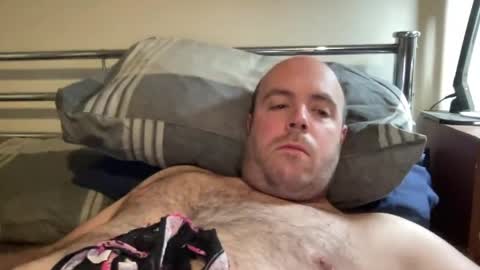 Owen2022 online show from April 2026 06:14:01 AM