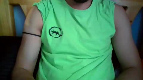 Snapshot of owensir chatting on November 2025 11:04:02 PM owensir online show from November 2025 11:04:02 PM