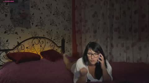 OxiXLove online show from June 2026 08:13:01 PM