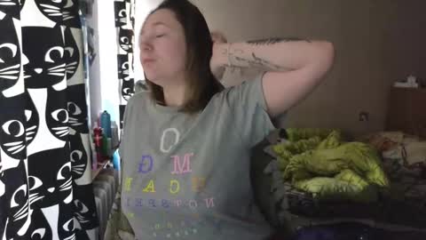 ozalin online show from February 2026 10:03:02 AM