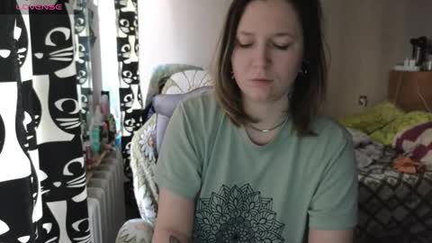 ozalin online show from April 2026 12:10:01 PM