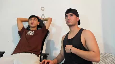 Snapshot of p_jhon chatting on February 2025 02:07:01 AM P online show from February 2025 02:07:01 AM