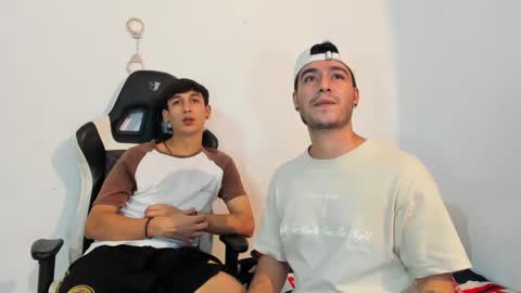 Snapshot of p_jhon chatting on February 2025 02:07:02 AM P online show from February 2025 02:07:02 AM