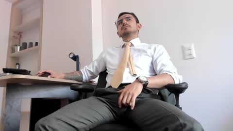 Snapshot of pablo_rincon95 chatting on January 2025 05:47:02 PM pablo rincon95 online show from January 2025 05:47:02 PM