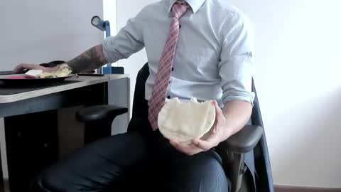 Snapshot of pablo_rincon95 chatting on January 2025 01:44:02 PM pablo rincon95 online show from January 2025 01:44:02 PM