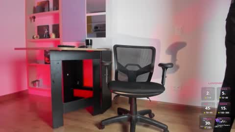 Snapshot of pablo_rincon95 chatting on November 2025 12:18:01 PM pablo rincon95 online show from November 2025 12:18:01 PM