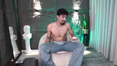 Snapshot of pablo_russoo chatting on April 2026 02:14:02 AM pablo online show from April 2026 02:14:02 AM