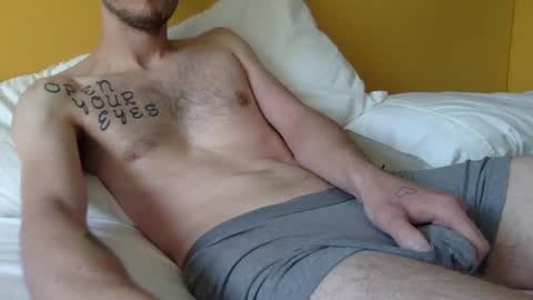 paintdude424 online show from October 2025 03:08:02 PM