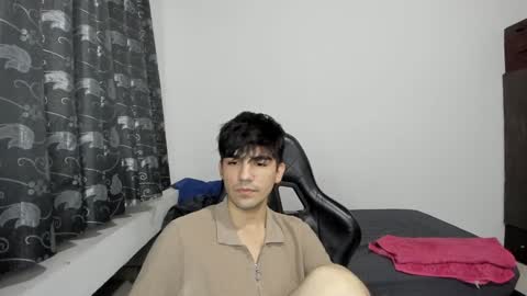 pakun_ online show from January 2025 01:20:01 AM