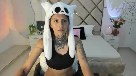 palechor online show from October 2025 04:59:01 AM