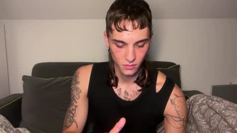 Ayden online show from November 2025 12:23:01 AM