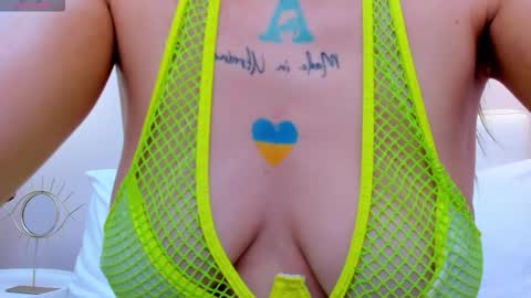 Kate online show from November 2025 06:46:01 AM