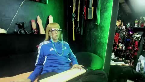 Snapshot of palomawells chatting on December 2024 01:03:01 AM Paloma online show from December 2024 01:03:01 AM