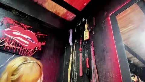 Snapshot of palomawells chatting on January 2025 12:47:01 AM Paloma online show from January 2025 12:47:01 AM