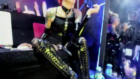 Snapshot of palomawells chatting on February 2025 12:27:01 AM Paloma online show from February 2025 12:27:01 AM