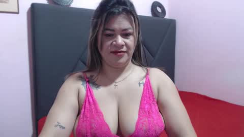 pamela_echeverria online show from September 2025 10:37:01 AM