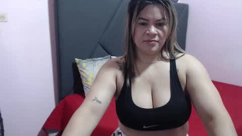 pamela_echeverria online show from October 2025 10:22:02 AM