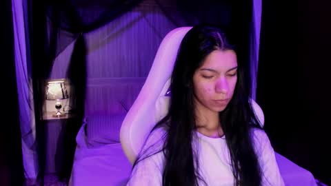  P A M  online show from November 2025 04:22:01 AM