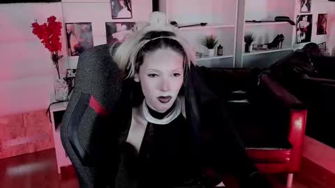 Snapshot of pamelamydreamys chatting on March 2025 04:19:01 AM Pamelamy online show from March 2025 04:19:01 AM