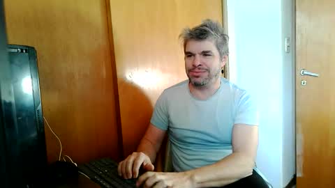 Pancho Madrid online show from May 2026 12:23:02 PM