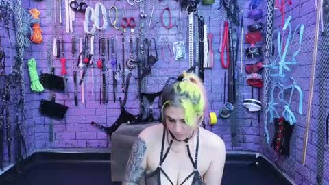 PandoraNez online show from February 2025 04:41:02 PM