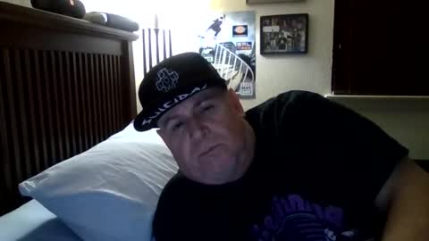 panos online show from April 2026 10:27:01 AM