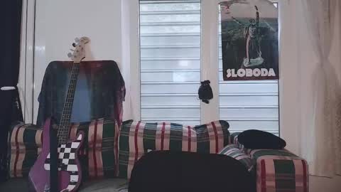 In bio online show from September 2025 08:28:02 AM